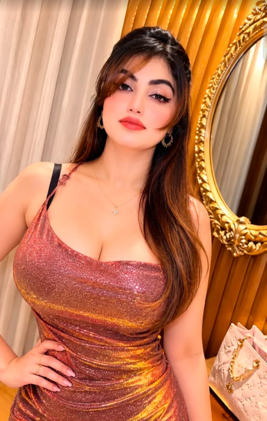 Hot DHA Escorts Karachi